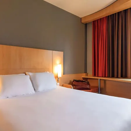 Hotel Ibis Quimperlé Extérieur photo